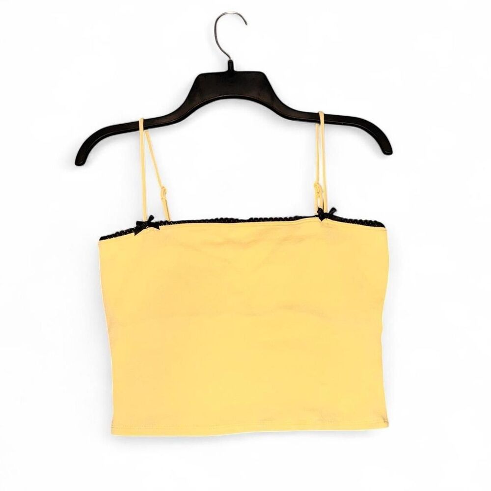 Fashion-nova Women's Yellow Crop-top